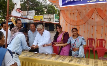 संत कबीर जयंती पर अरुण वोरा ने किया श्रद्धासुमन अर्पित, माणिकपुरी समाज के कार्यक्रम में हुए शामिल