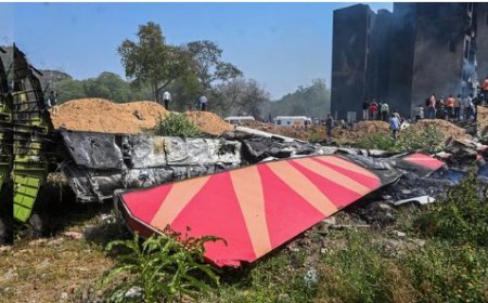 एअर इंडिया अहमदाबाद विमान हादसे के हताहतों को तत्काल ₹25 लाख देगा, एक करोड़ मुआवजा राशि अलग