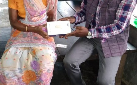 मुख्यमंत्री कैंप कार्यालय की पहल से श्रवण दोष पीड़ित बुंदा लकड़ा को मिला श्रवण यंत्र