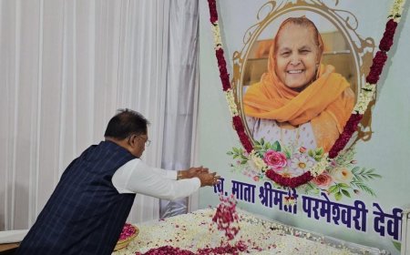 मुख्यमंत्री विष्णुदेव साय ने रोहतक पहुंचकर स्वर्गीय परमेश्वरी देवी को अर्पित की श्रद्धांजलि