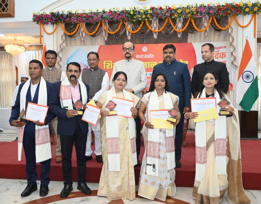 शिक्षक अपने विद्यार्थियों के लिए रोल मॉडल होता है: राज्यपाल रमेन डेका