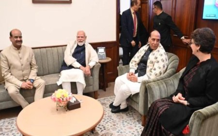 संसद सत्र के बाद ‘चाय पर चर्चा’, PM मोदी-राजनाथ सिंह और प्रियंका गांधी एक साथ आए नजर, खूब लगे ठहाके