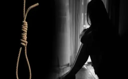 छत्तीसगढ़ के कोरबा जिले में नाबालिग लड़की ने बॉयफ्रेंड के शक और प्रताड़ना से परेशान होकर फांसी लगाकर खुदकुशी कर ली