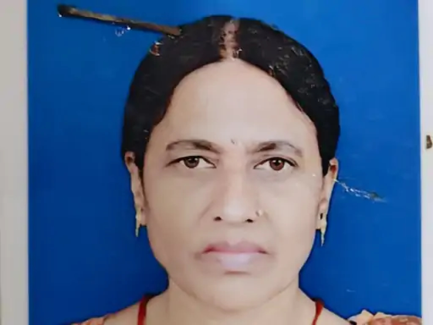 दुर्ग शहर के पुलगांव चौक पर शुक्रवार सुबह सड़क हादसे में एक महिला की मौत