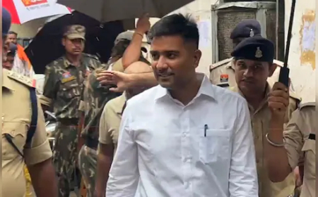 छत्तीसगढ़ शराब घोटाले से जुड़े मनी लॉन्ड्रिंग मामले में पूर्व मुख्यमंत्री भूपेश बघेल के बेटे चैतन्य बघेल को हाईकोर्ट से जमानत मिल गई