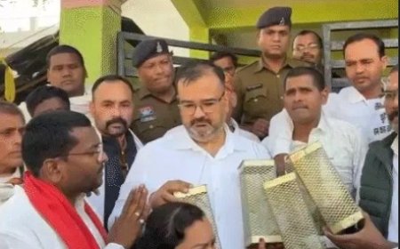 छत्तीसगढ़ के कवर्धा में कांग्रेस का आरोप है कि 2 धान खरीदी केंद्र में खरीफ विपणन साल 2024-25 के दौरान करीब 7 करोड़ रुपए की गड़बड़ी पाई गई