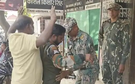 राजनांदगांव जिला न्यायालय को बम से उड़ाने की धमकी भरे ई-मेल मिलने के बाद दुर्ग जिले में भी ऐहतियात सुरक्षा व्यवस्था कड़ी कर दी गई