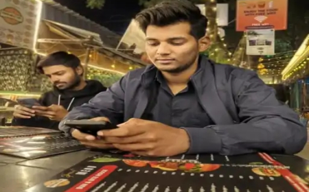 छत्तीसगढ़ के बिलासपुर में गुरु घासीदास सेंट्रल यूनिवर्सिटी के छात्र ने खुद पर पेट्रोल उड़ेलकर आग लगा ली