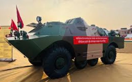 आधुनिक हथियार और सैन्य वाहन ने दिखाई शक्ति