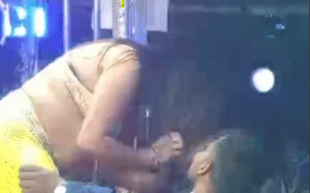 छत्तीसगढ़ के गरियाबंद जिले में ऑर्केस्ट्रा में अश्लील डांस मामले में SDM तुलसी दास को निलंबित कर दिया गया