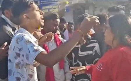 दुर्ग शहर की बिगड़ती ट्रैफिक व्यवस्था को सुधारने के लिए अतिक्रमण हटाने की कार्रवाई की गई