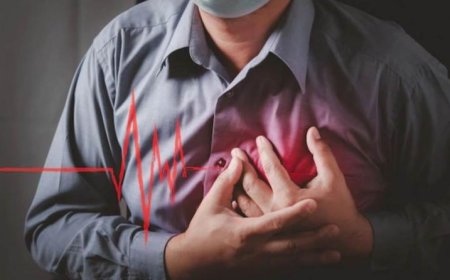 ऑपरेशन थिएटर संभालने वाले डॉक्टर की जिंदगी अचानक थमी, ड्यूटी के दौरान आया हार्ट अटैक, सहकर्मी डॉक्टरों की कोशिशें भी रहीं नाकाम