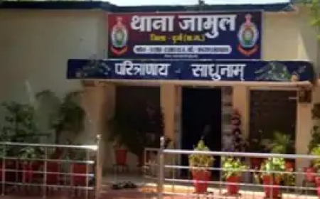 दुर्ग जिले में 2 अलग-अलग व्यापारियों के घर चोरी की वारदात हुई है, जहां चोरों ने सूने मकान को निशाना बनाया