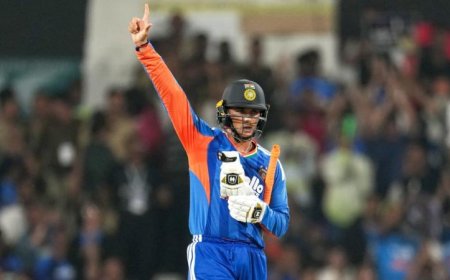 IND vs NZ: नागपुर में ‘सिक्सर’ शर्मा शो! अभिषेक ने जड़े 8 गगनचुंबी छक्के, युवराज सिंह को छोड़ा पीछे