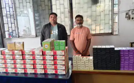 रायपुर पुलिस ने गांजा सेवन में इस्तेमाल होने वाले ‘गोगो पेपर’ और हुक्का सामग्री की अवैध बिक्री करने वाले दुकानदारों पर शिकंजा कसा