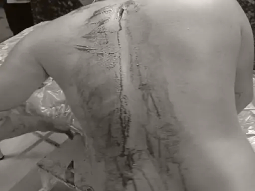 रायपुर के फाफाडीह स्थित शराब भट्टी के पास बुधवार देर रात चाकू मारकर एक युवक की हत्या कर दी गई