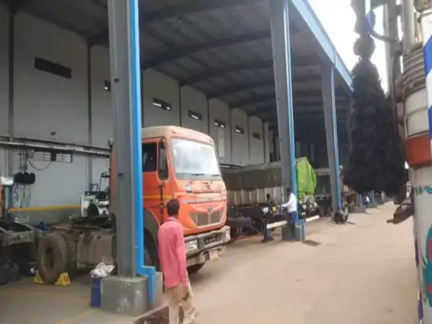 रायपुर में ट्रक डीलरशिप के कारोबारी को उसके ही मैनेजर ने 70 लाख का चपत लगाया