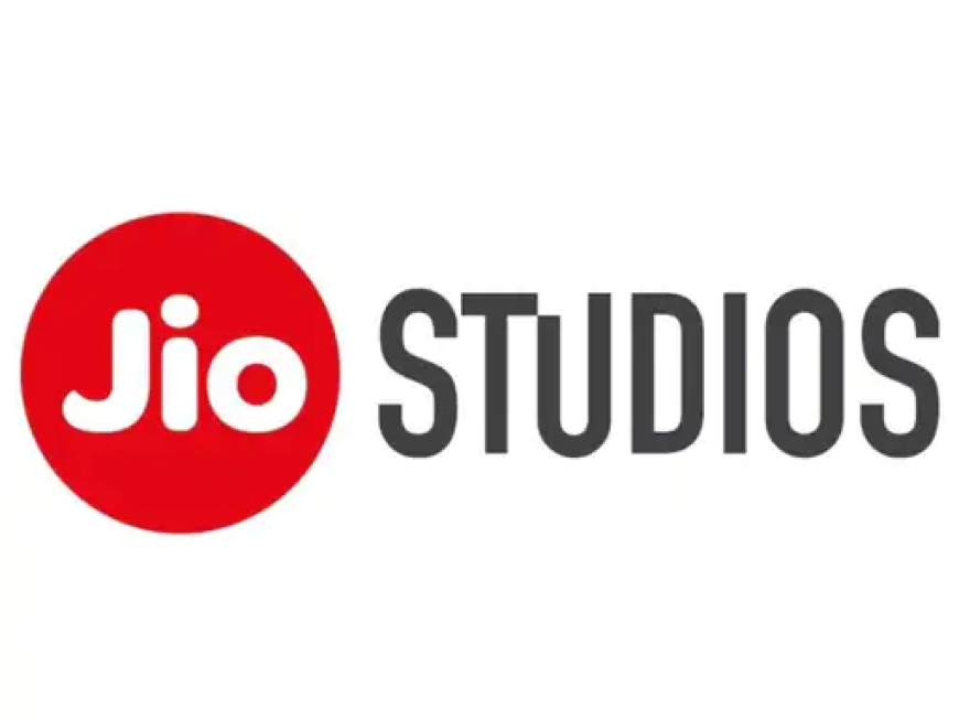 जियो स्टूडियोज ने फिल्म, मीडिया और एंटरटेनमेंट इंडस्ट्री के लिए एक पब्लिक नोटिस जारी किया