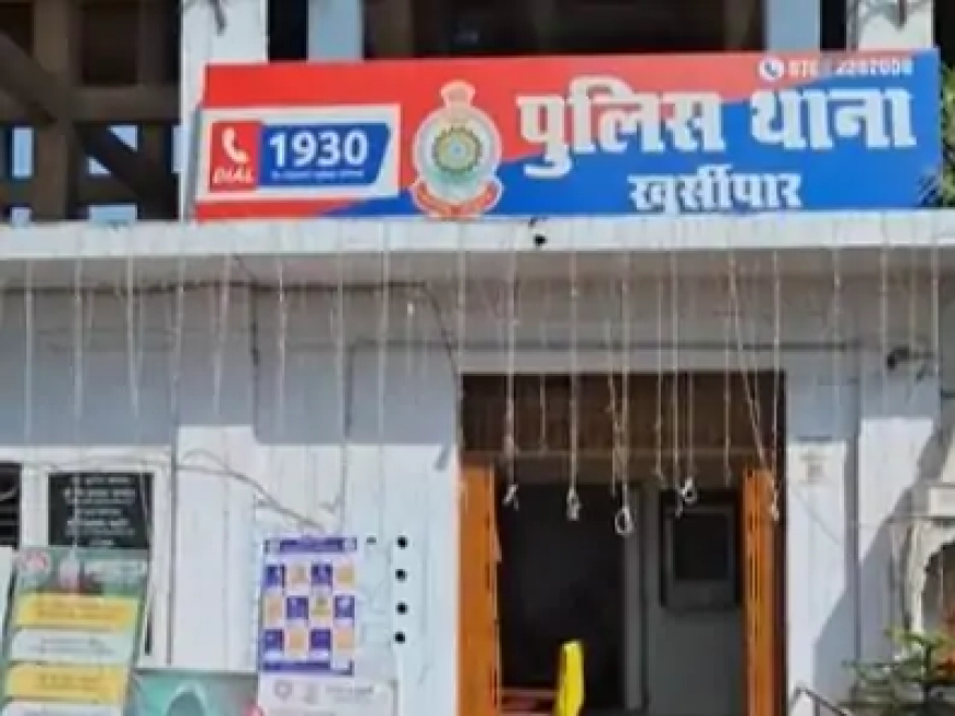 दुर्ग जिले के खुर्सीपार थाना क्षेत्र में आयोजित मंडई मेला के दौरान पोस्टर विवाद ने हिंसक रूप ले लिया