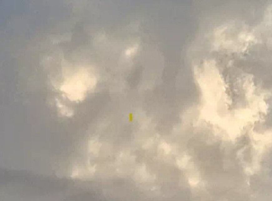 छत्तीसगढ़ में बारिश की संभावना है। वेस्टर्न डिस्टरबेंस के प्रभाव के कारण आज सरगुजा संभाग के कुछ जिलों में गरज-चमक के साथ हल्की बारिश हो सकती