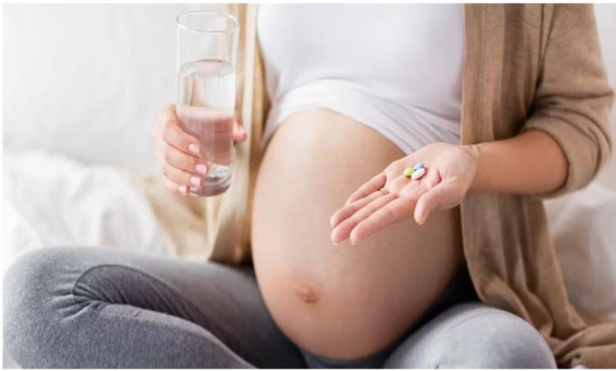 गर्भ में पल रहे शिशु के लिए खतरा बन सकती है पैरासिटामोल, शोध में सामने आए चौंकाने वाले नतीजे