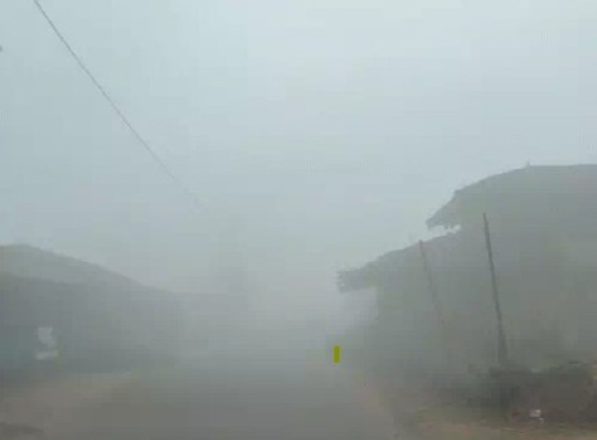 छत्तीसगढ़ के सरगुजा संभाग और उससे लगे जिलों में अगले 3 दिनों तक न्यूनतम तापमान में 2 से 4 डिग्री सेल्सियस की गिरावट होने की संभावना