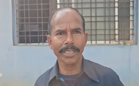 छत्तीसगढ़ में जगदलपुर ACB की टीम ने कोंडागांव के BEO कार्यालय के बाबू सतीश सोढ़ी को रिटायर्ड टीचर से 40 हजार रुपए रिश्वत लेते हुए रंगे हाथों गिरफ्तार किया