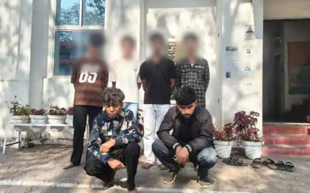 छत्तीसगढ़ के रायगढ़ जिले में कुछ युवकों ने एक छात्र की लात-घूंसे और डंडे से जमकर पिटाई कर दी