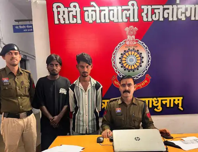 राजनांदगांव पुलिस ने हत्या के प्रयास के एक मामले में लंबे समय से फरार चल रहे तीन आरोपियों को गिरफ्तार किया