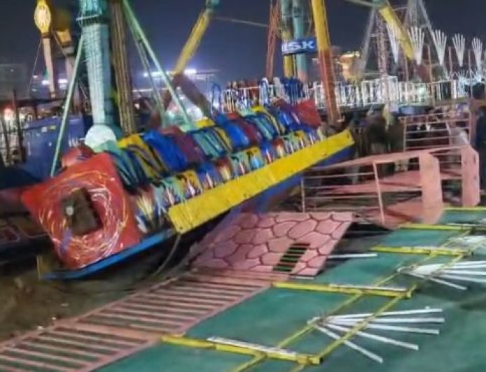 फरीदाबाद के सूरजकुंड मेले में क्रैश हुआ झूला, इंस्पेक्टर की मौत, 12 लोग घायल