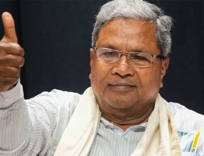 ‘कांग्रेस आलाकमान का फैसला अंतिम’, सीएम बदलने की अटकलों पर सिद्धारमैया के बयान से मची हलचल