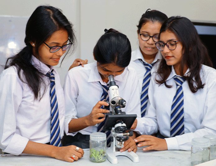 बीएससी नर्सिंग प्रवेश पर हाईकोर्ट सख्त: तय समय-सीमा से नहीं होगा कोई समझौता