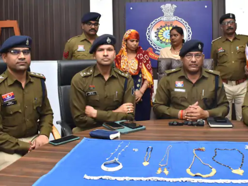 पद्मनाभपुर थाना क्षेत्र में घर के भीतर हुई बड़ी चोरी का दुर्ग पुलिस ने 24 घंटे से भी कम समय में सफल खुलासा करते हुए घरेलू कामकाज करने वाली महिला को गिरफ्तार किया