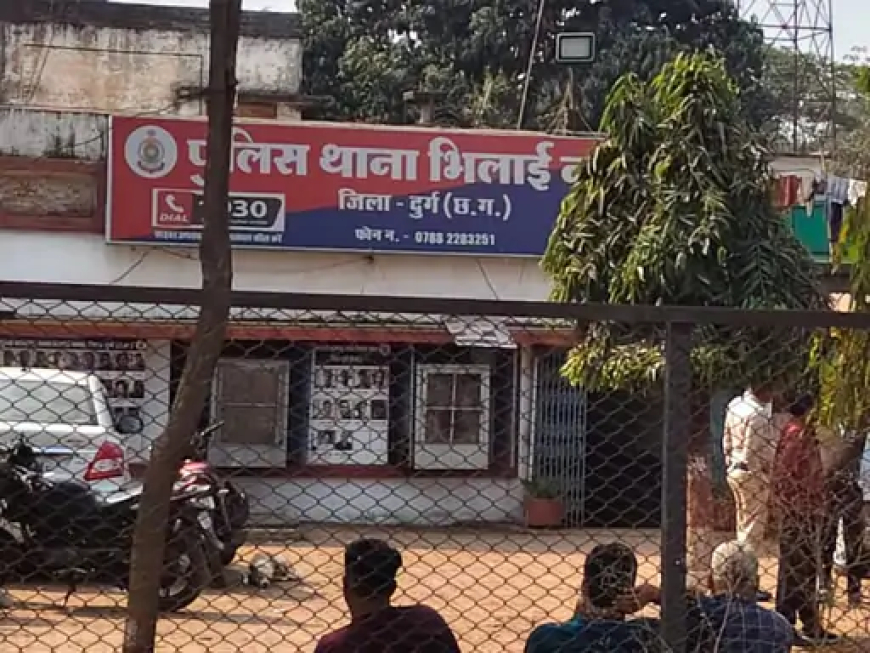 भिलाई के कल्याण कॉलेज में घुसकर उत्पात मचाने के मामले में पुलिस ने कार्रवाई की