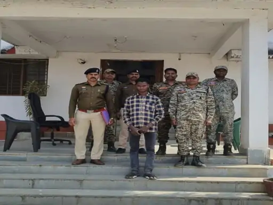 छ्त्तीसगढ़ के दंतेवाड़ा जिले में जादू-टोना करने के शक में भतीजे ने टंगिया से अपने ही चाचा को काट डाला