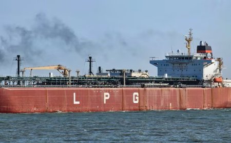 War Crisis: तनावग्रस्त हॉर्मुज स्ट्रेट से गुजरेंगे भारत के दो LPG टैंकर, वैश्विक सप्लाई पर असर