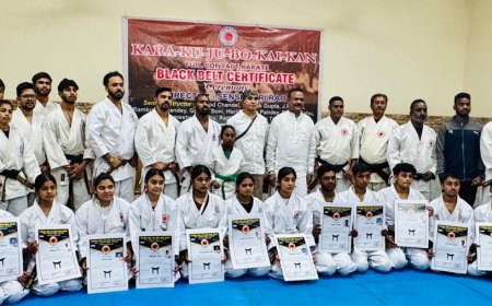 Bhilai News: फुल कॉन्टैक्ट Karate के 13 छात्रों को ब्लैक बेल्ट व प्रमाणपत्र, भव्य समारोह में सम्मान