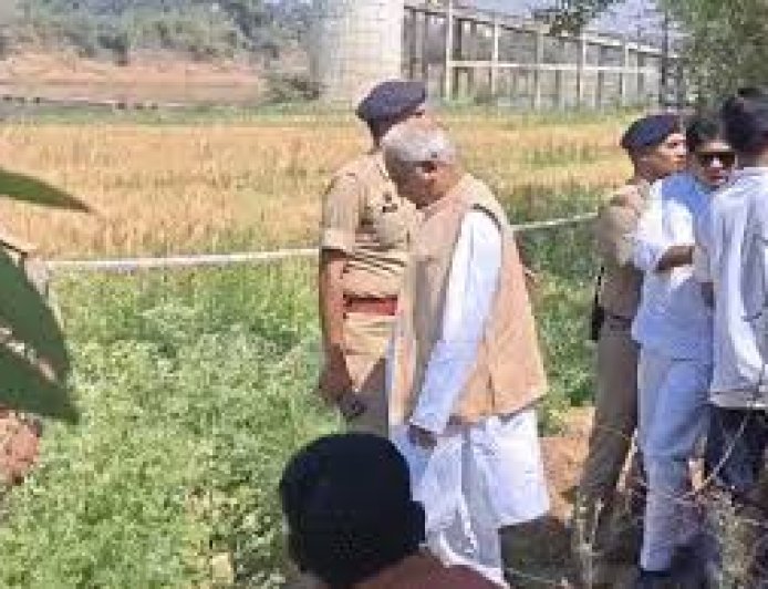 दुर्ग में अफीम की अवैध खेती का खुलासा, मामले पर गरमाई छत्तीसगढ़ की राजनीति