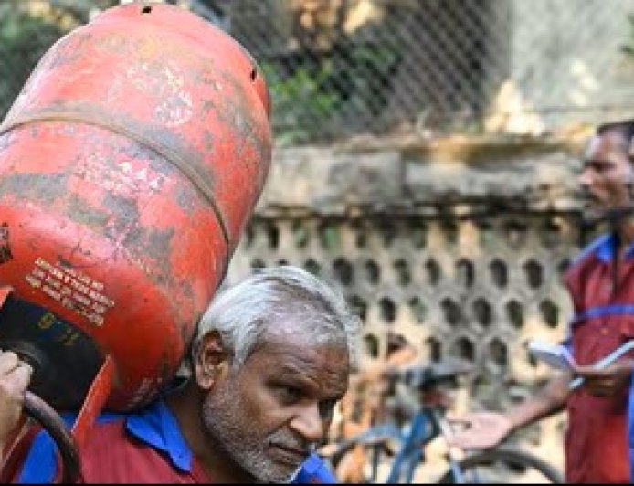 LPG सप्लाई संकट: बेंगलुरु और चेन्नई में होटल बंद होने की नौबत, गुरुग्राम के रेस्टोरेंट भी चिंतित