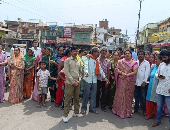 भिलाई में सड़क विवाद: 30 फीट केनाल रोड के खिलाफ प्रदर्शन, लोगों ने कहा- हम बेघर हो जाएंगे
