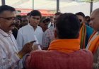 सुशासन तिहार में मचा बवाल: भाजपा कार्यकर्ता और जनपद CEO के बीच तीखी बहस, विधायक की मौजूदगी में हुआ विवाद