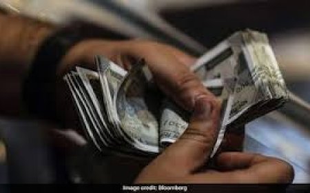 Railway Bribery Case: मेडिकल में फिट कराने के नाम पर 5 लाख मांगने वाले रेलवे अफसर और कर्मचारी जेल भेजे गए