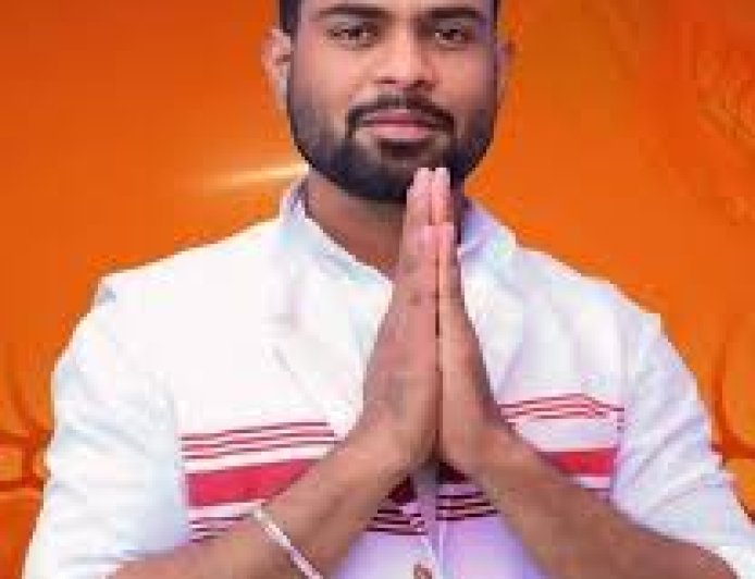 सीतापुर विधायक रामकुमार टोप्पो पर FIR, नायब तहसीलदार से मारपीट के आरोप से गरमाई सियासत