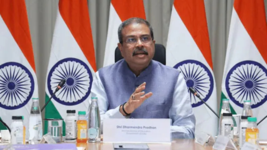 NEET-UG 2026 पेपर लीक के बाद बड़ा फैसला: अगले साल से ऑनलाइन परीक्षा, 21 जून को होगा री-एग्जाम