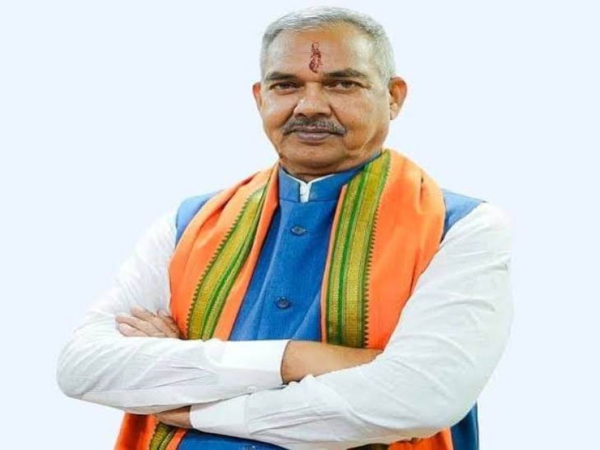 छत्तीसगढ़ योग आयोग के अध्यक्ष रूपनारायण सिन्हा का निधन, BJP प्रशिक्षण शिविर में आया हार्ट अटैक