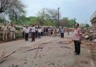 दुर्ग में रेलवे लाइन किनारे चला बुलडोजर, हाईकोर्ट के आदेश पर 4 अवैध दुकानें ध्वस्त