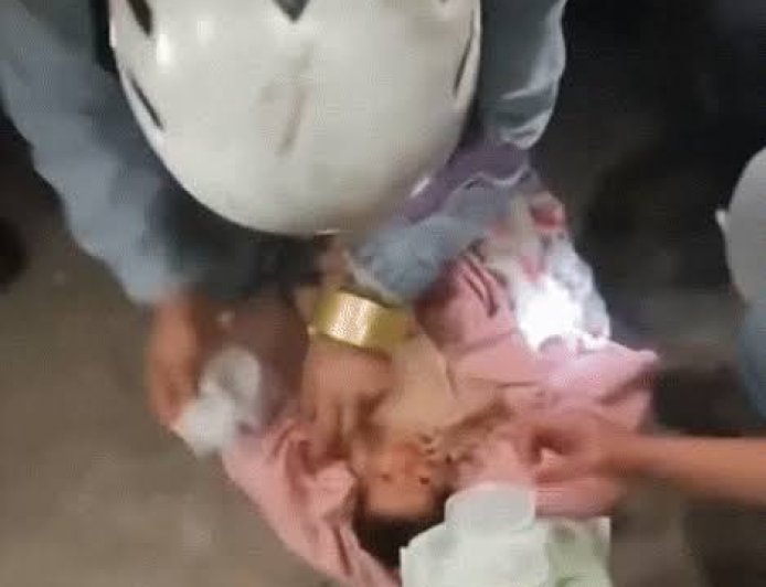 वेनेजुएला भूकंप: मलबे से 18 दिन के नवजात का चमत्कारी रेस्क्यू, राहत कार्य अब भी जारी