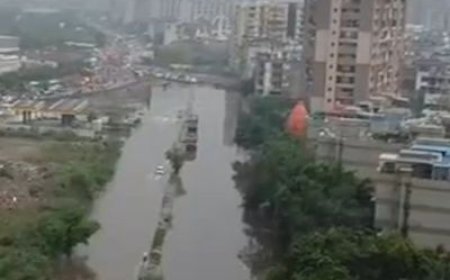 देशभर में मानसून का कहर: दिल्ली में सड़कें बनीं तालाब, उत्तराखंड में लैंडस्लाइड से 1000 यात्री फंसे, यूपी-बिहार में बारिश और बिजली से 13 मौतें