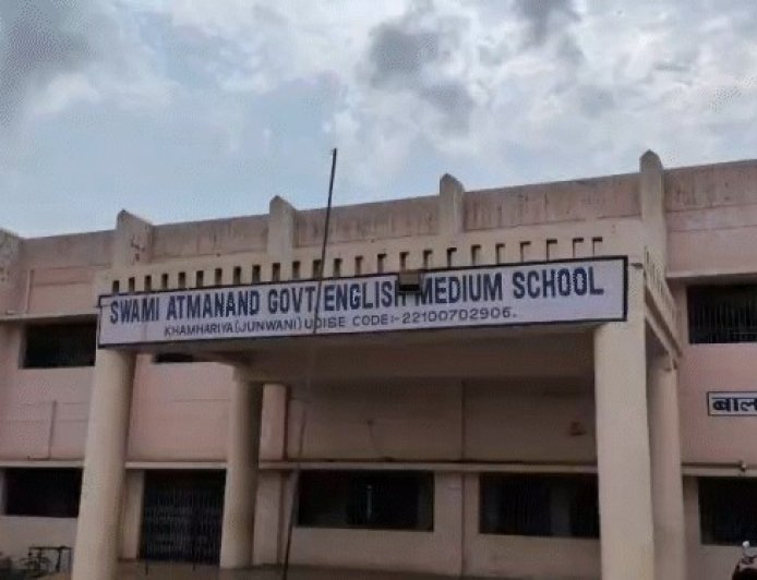 भिलाई के आत्मानंद स्कूल में 3 दिन में 8 छात्राओं की तबीयत बिगड़ी: चीखने-चिल्लाने, बेहोशी के मामले; मेडिकल रिपोर्ट सामान्य, जांच शुरू