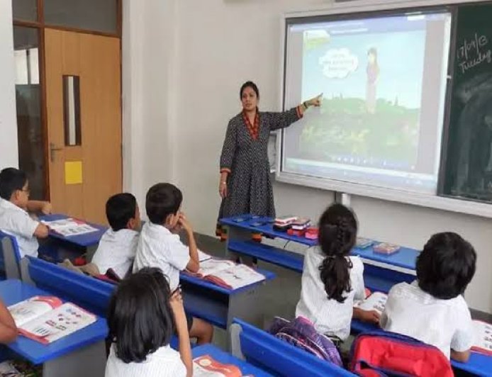 CG Teacher Recruitment 2026: छत्तीसगढ़ में 2,292 असिस्टेंट टीचर पदों पर भर्ती, 21 अगस्त तक करें आवेदन